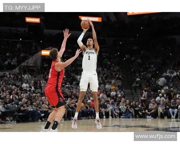 12月16日火箭对马刺精彩比赛录像回顾与分析 12月16日火箭对马刺精彩比赛录像回顾与分析