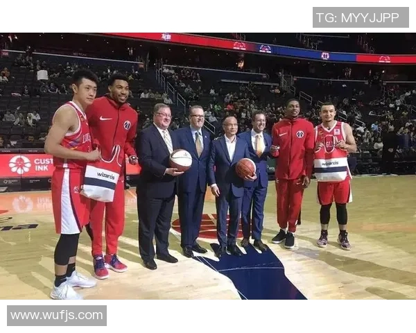 广州男篮与重庆男篮激战正酣谁将赢得这场精彩对决的胜利 广州男篮与重庆男篮激战正酣谁将赢得这场精彩对决的胜利